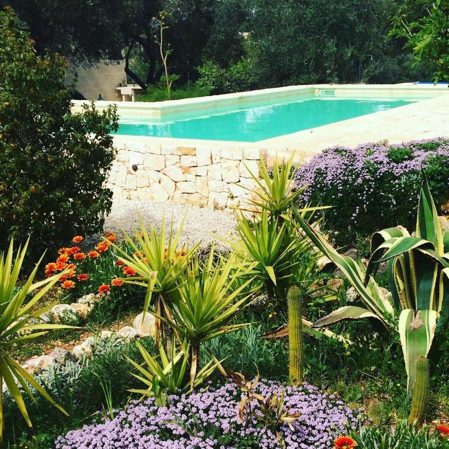 Casa Della Scrittrice Bed and Breakfast Ostuni Exteriör bild