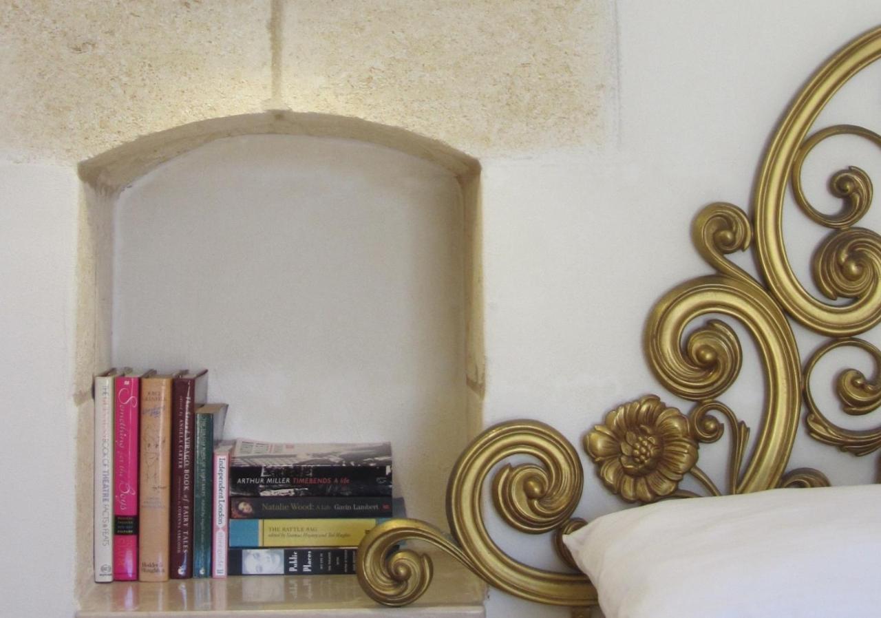 Casa Della Scrittrice Bed and Breakfast Ostuni Exteriör bild
