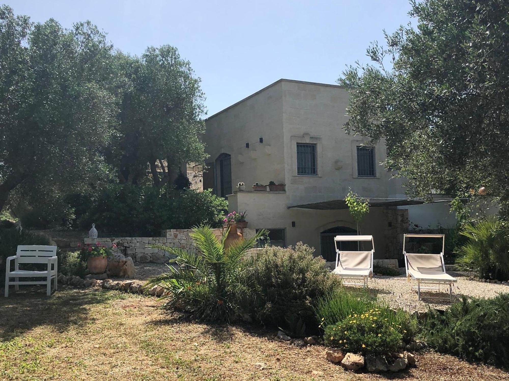 Casa Della Scrittrice Bed and Breakfast Ostuni Exteriör bild