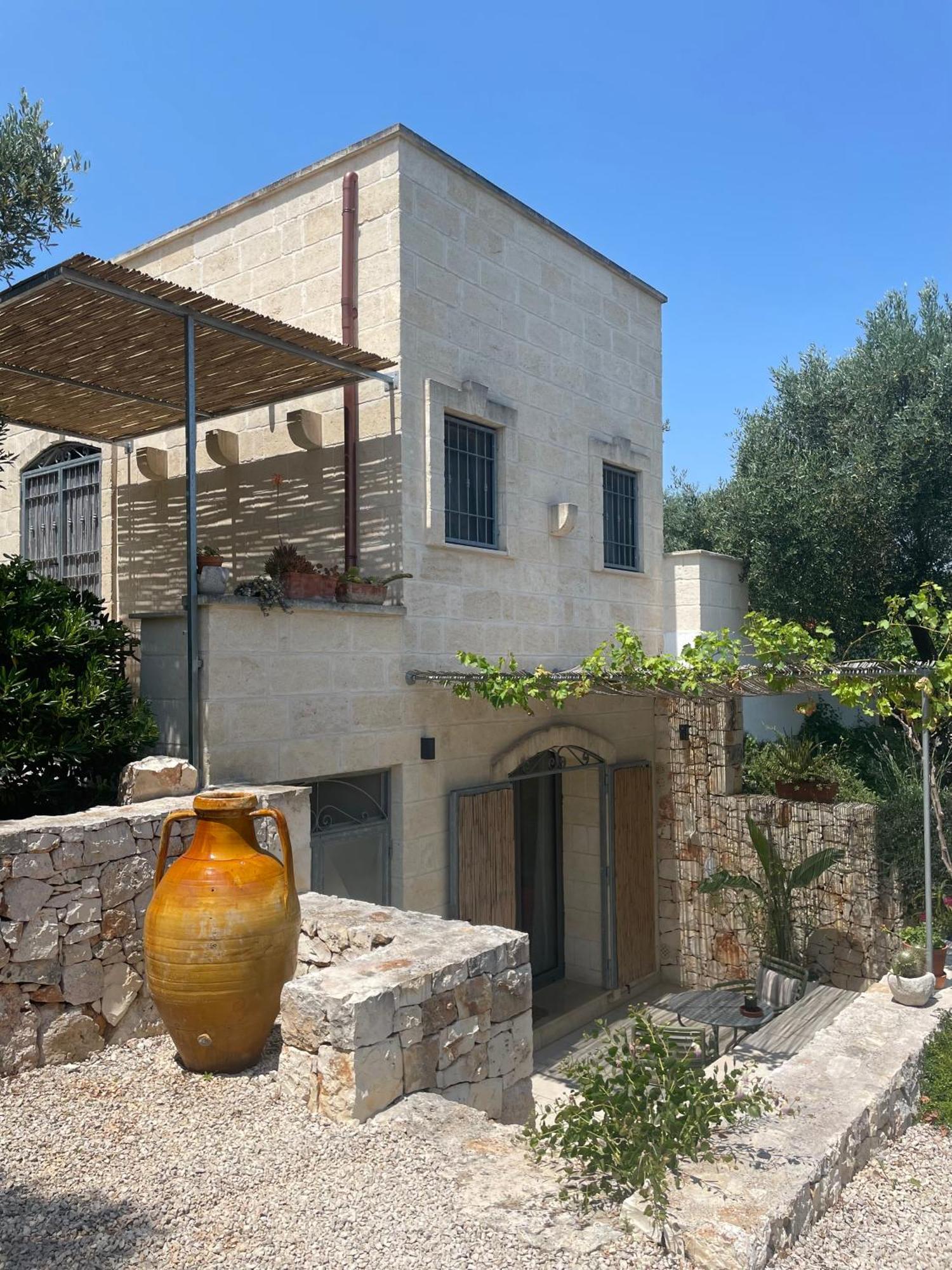 Casa Della Scrittrice Bed and Breakfast Ostuni Exteriör bild